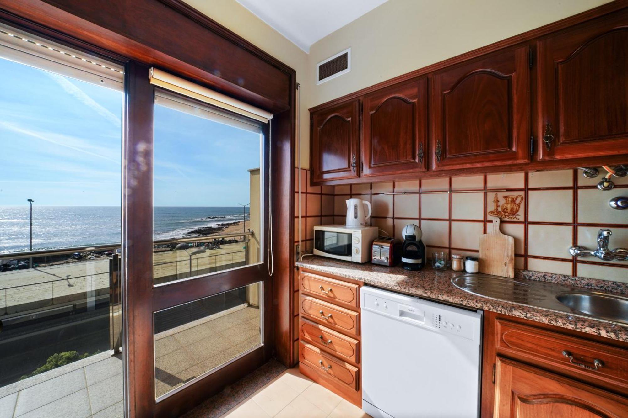 Ombak Apulia - Sea View Apartment Ngoại thất bức ảnh